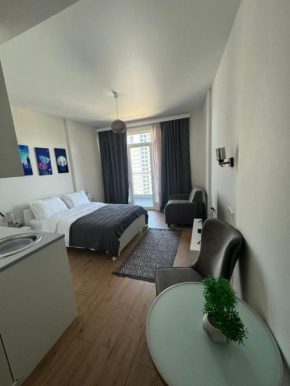 Solo Visit Apartments 1702 B